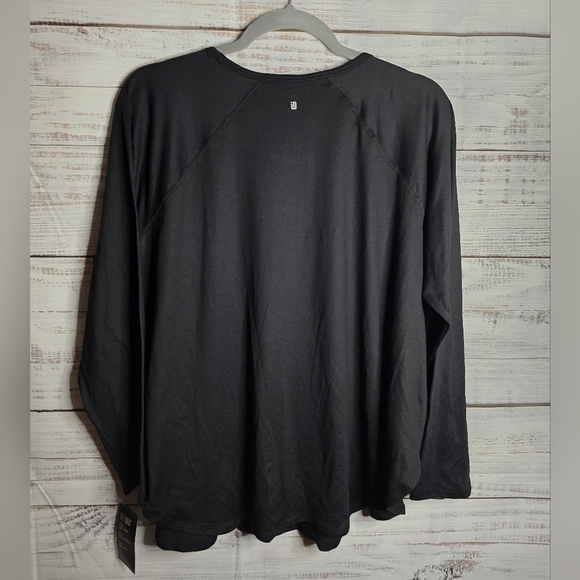 NWT Black Ideology Longsleeve Womens Plus Size 1X & 2X Shirt Activewear - Picture 3 of 6